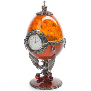 Watch-box made of amber "Derzhavnye"